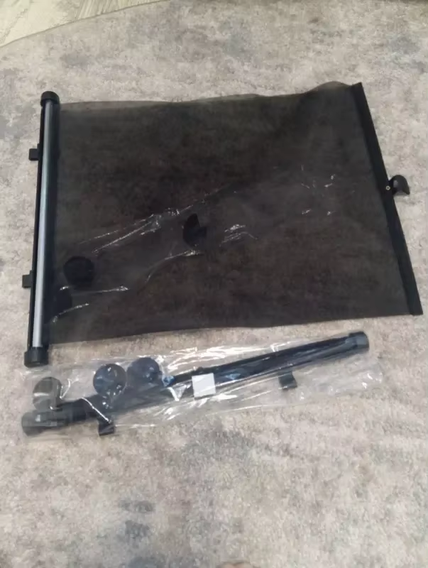 Retractable Suction Cup Window Roller Blind